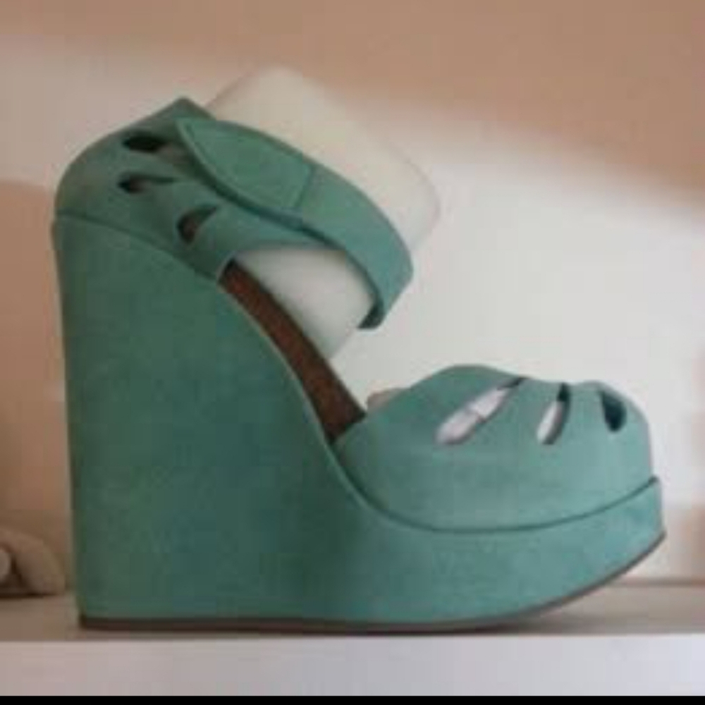 Pedro Garcia Green Suede Wedges